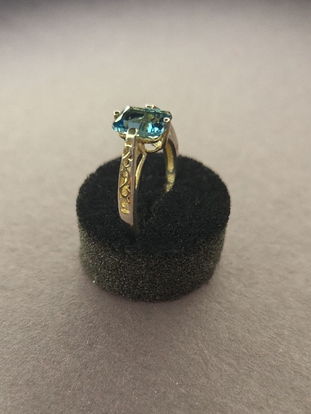 Blue Topaz Rectangular Solitaire Ring - Picture 3 of 5